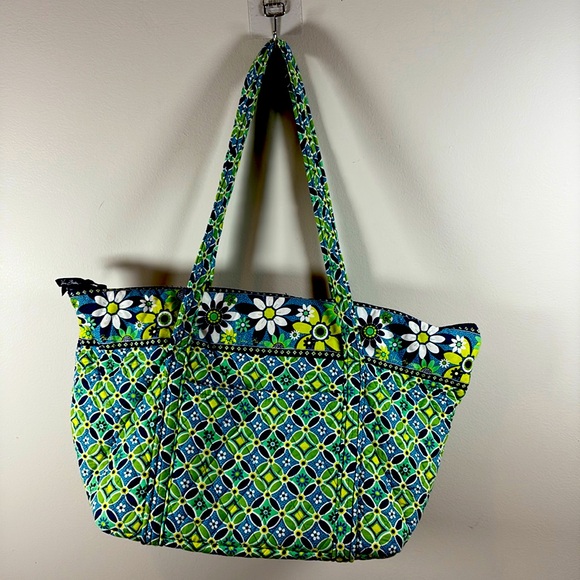 Vera Bradley Handbags - Vera Bradley Daisy Miller bag tote. In very good pre owned condition.